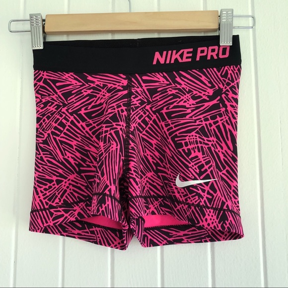 Nike Pants - Women’s pink nike pro shorts